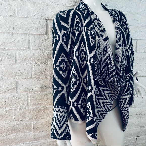 knox rose cardigan sweater size S - Picture 6 of 6